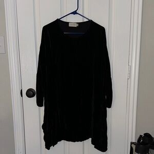Secret Garden Black Velvet blouse